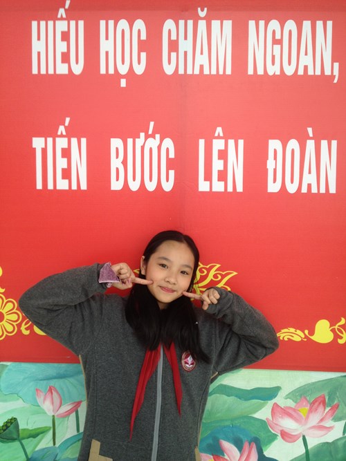 Bạn Nguyễn Minh Hằng học sinh lớp 5A, Giải Nhì cuộc thì IOE cấp Thành phố, Giải Ba cuộc thi IOE Quận Long Biên